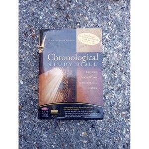 NKJV Chronological Study Bible Hard Cover Thomas Nelson